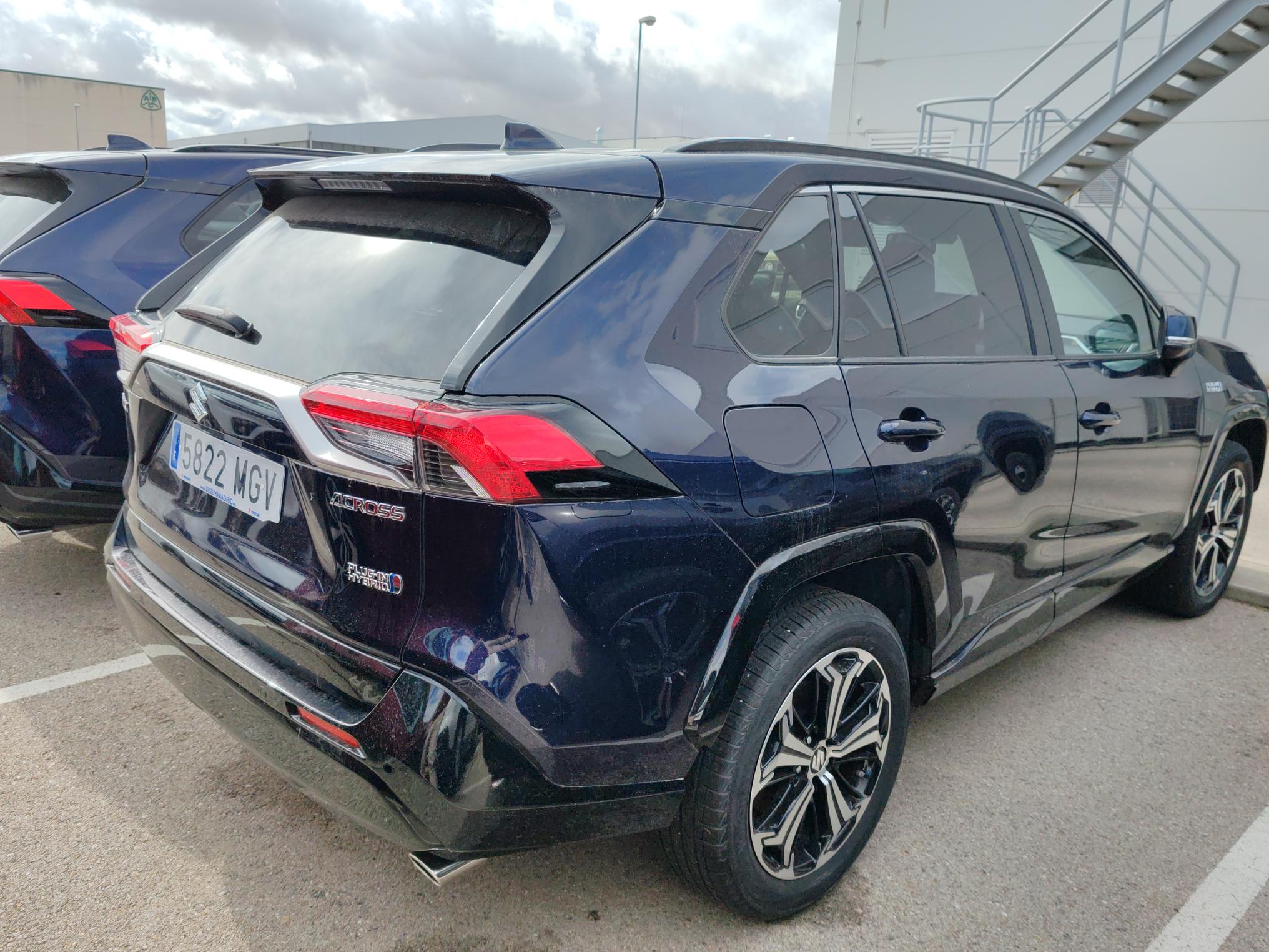suzuki-a-cross-25-phev-4wd-16052023
