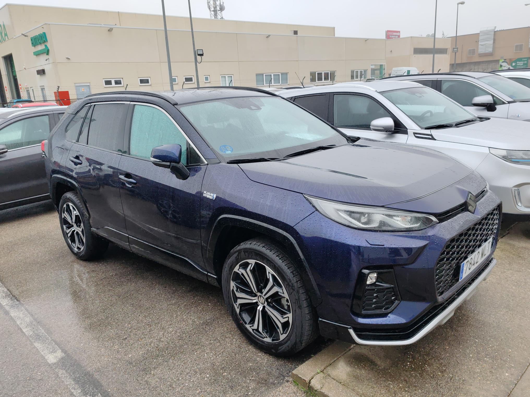suzuki-a-cross-25-phev-4wd-27112023
